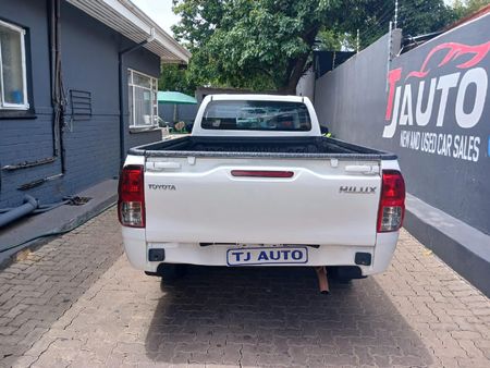 2021-Toyota-Hilux-20-VVTi-Single-Cab_5
