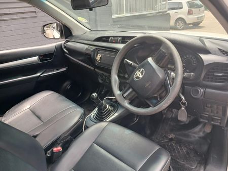 2021-Toyota-Hilux-20-VVTi-Single-Cab_7