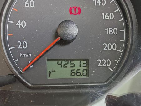2005-Volkswagen-Polo-Classic-16-Comfortline_10
