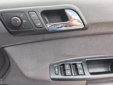 2005-Volkswagen-Polo-Classic-16-Comfortline_11