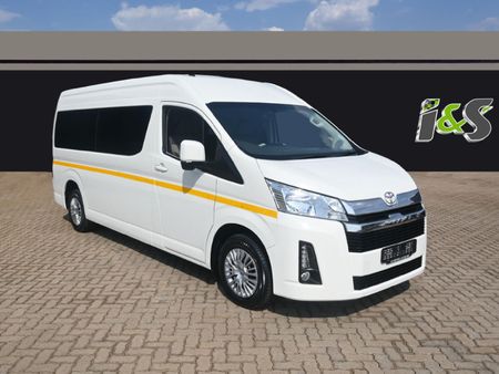 2019-Toyota-Quantum-28-GL-11-seat_0