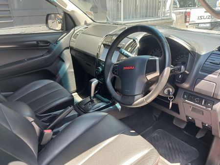2022-Isuzu-D-Max-250-HO-X-Rider-Auto-Double-Cab_7