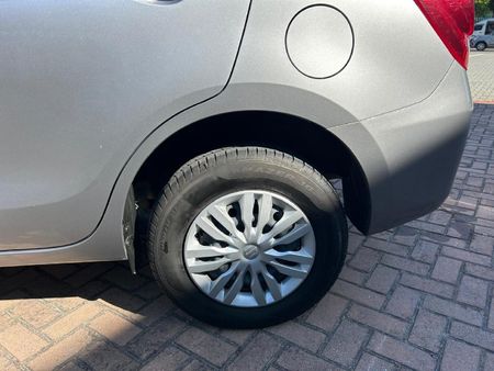 2021-Suzuki-Dzire-12-GA_10