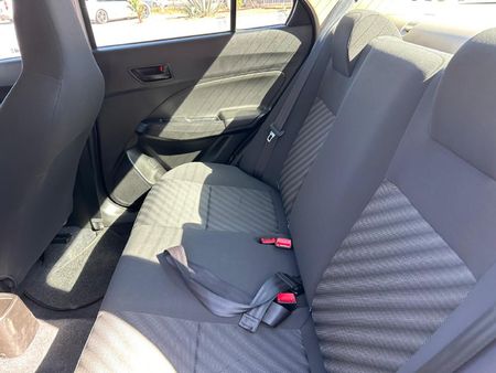 2021-Suzuki-Dzire-12-GA_17