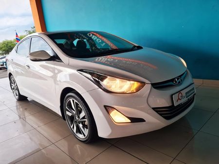 2016-Hyundai-Elantra-16-Premium_16