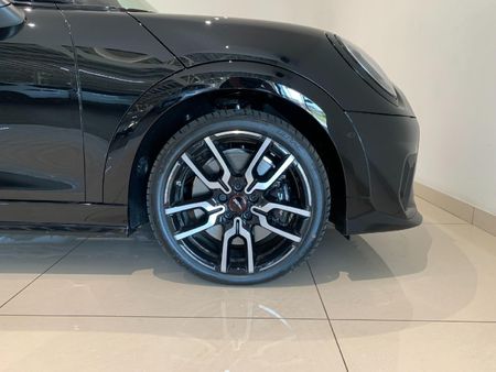 2025-MINI-Hatch-Cooper-S-Auto_9