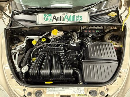 2002-Chrysler-PT-Cruiser-20_10
