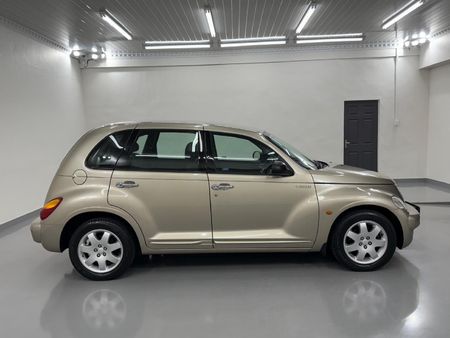2002-Chrysler-PT-Cruiser-20_3
