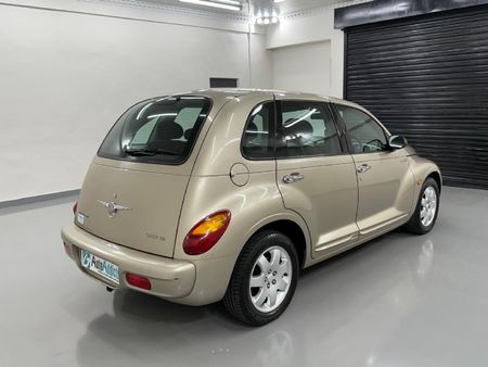 2002-Chrysler-PT-Cruiser-20_5