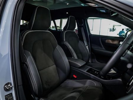 2024-Volvo-C40-Recharge-Twin-Pure-Electric_10