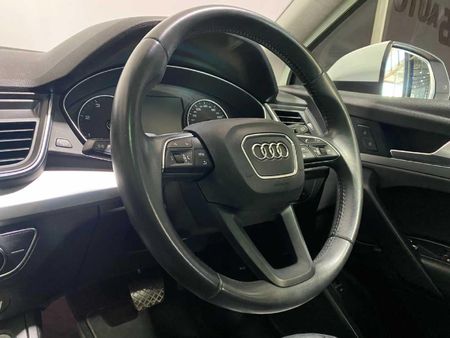 2020-Audi-Q5-20-TDI-quattro-Auto-40-TDI_15