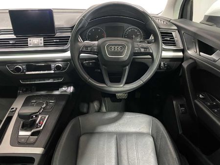 2020-Audi-Q5-20-TDI-quattro-Auto-40-TDI_16