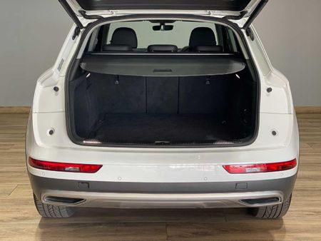 2020-Audi-Q5-20-TDI-quattro-Auto-40-TDI_18