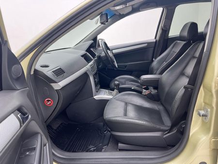 2006-Opel-Astra-20-GSi_6