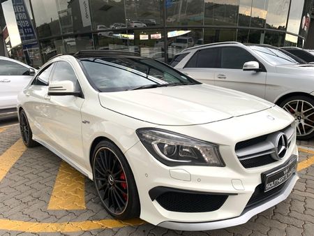2014-Mercedes-AMG-CLA-45-AMG_0