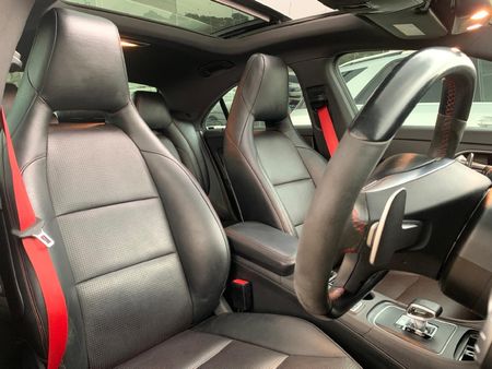 2014-Mercedes-AMG-CLA-45-AMG_9