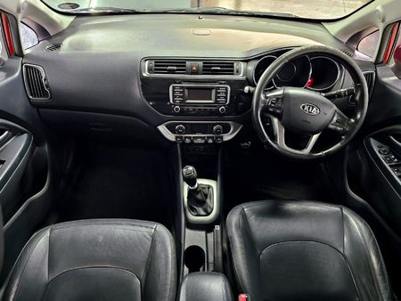 2016-Kia-Rio-14-Tec-5-dr_5