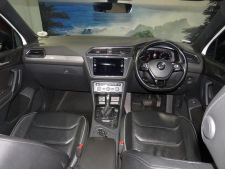 2020-Volkswagen-Tiguan-Allspace-20-TDI-Comfortline-4Motion-Auto_17