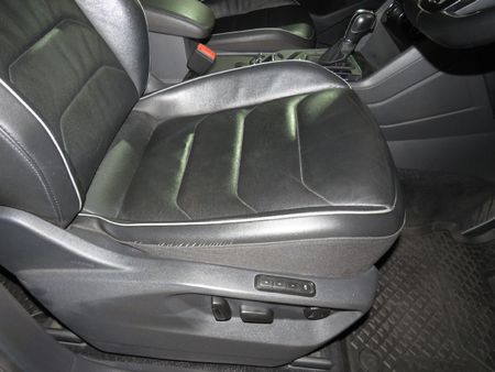 2020-Volkswagen-Tiguan-Allspace-20-TDI-Comfortline-4Motion-Auto_19