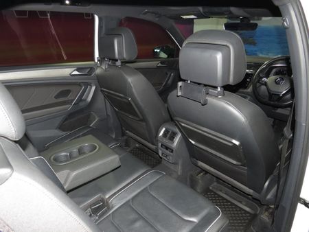 2020-Volkswagen-Tiguan-Allspace-20-TDI-Comfortline-4Motion-Auto_22