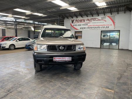 2005-Nissan-NP300-20i-LWB-Single-Cab_1