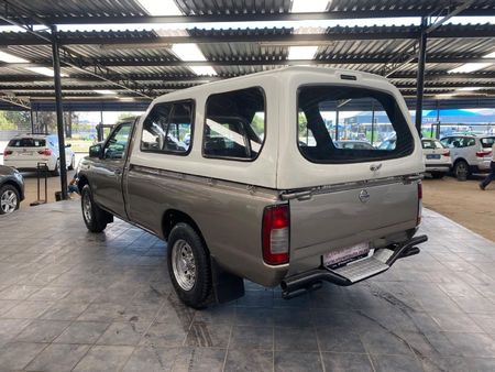 2005-Nissan-NP300-20i-LWB-Single-Cab_3