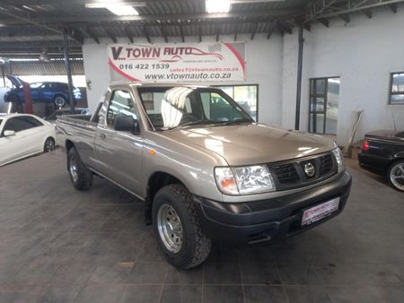 2005-Nissan-NP300-20i-LWB-Single-Cab_8