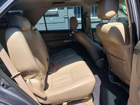 2013-Toyota-Fortuner-30-D-4D-Raised-Body-Auto_10