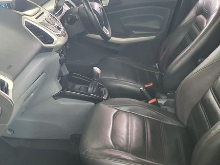 2013-Ford-EcoSport-10-EcoBoost-Titanium_13