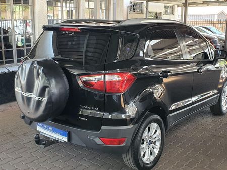 2013-Ford-EcoSport-10-EcoBoost-Titanium_3