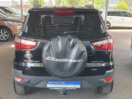 2013-Ford-EcoSport-10-EcoBoost-Titanium_5