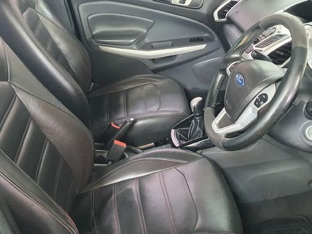 2013-Ford-EcoSport-10-EcoBoost-Titanium_7