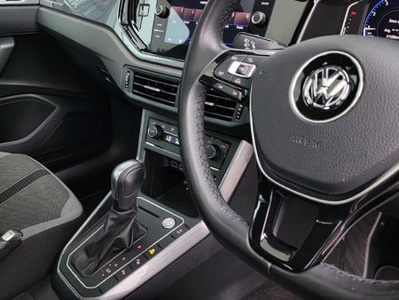 2020-Volkswagen-Polo-10-TSI-Highline-Auto-85kW_14