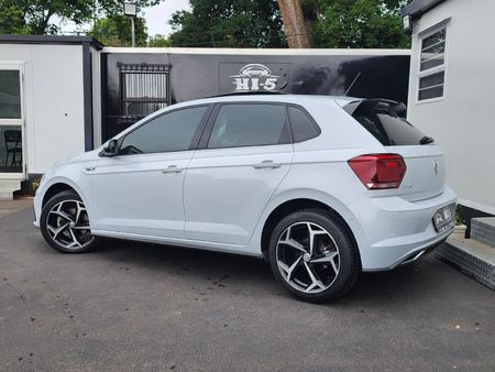 2020-Volkswagen-Polo-10-TSI-Highline-Auto-85kW_3
