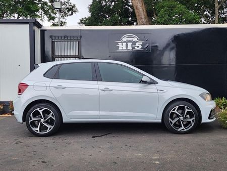 2020-Volkswagen-Polo-10-TSI-Highline-Auto-85kW_6