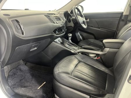2013-Kia-Sportage-24-AWD-Auto_8