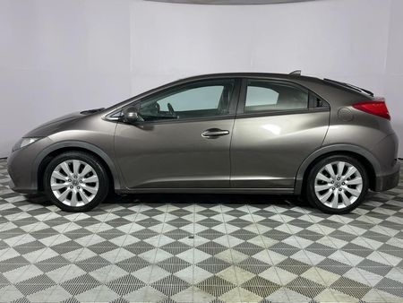 2012-Honda-Civic-18-Executive-5-dr-Auto_15