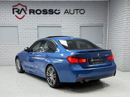 2013-BMW-3-Series-320i-M-Sport-Auto_3