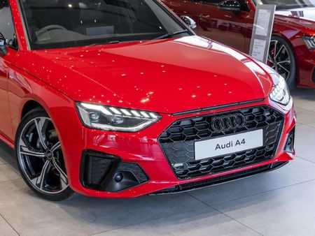2025-Audi-A4-Black-Edition-S-Tronic-35-TFSI_2