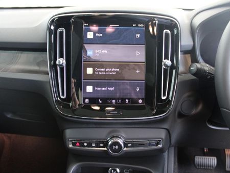 2024-Volvo-C40-Recharge-Twin-Pure-Electric_12