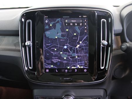 2024-Volvo-C40-Recharge-Twin-Pure-Electric_17