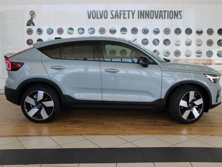 2024-Volvo-C40-Recharge-Twin-Pure-Electric_2