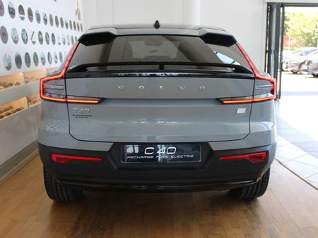 2024-Volvo-C40-Recharge-Twin-Pure-Electric_4