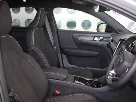 2024-Volvo-C40-Recharge-Twin-Pure-Electric_7
