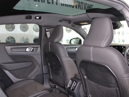 2024-Volvo-C40-Recharge-Twin-Pure-Electric_8