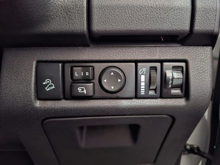 2020-Isuzu-D-Max-300-LX-4x4-Double-Cab_4
