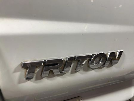 2014-Mitsubishi-Triton-25-DI-D-ClubCab-Single-Cab_9