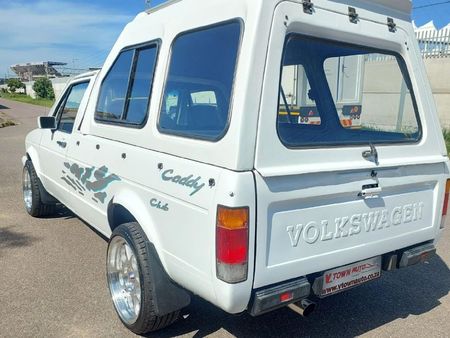 1995-Volkswagen-Caddy-Pick-Up-16-Single-Cab-Club_4
