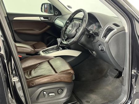 2013-Audi-Q5-30-TDI-quattro-SE-Auto_9