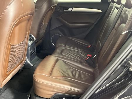 2013-Audi-Q5-30-TDI-quattro-SE-Auto_3
